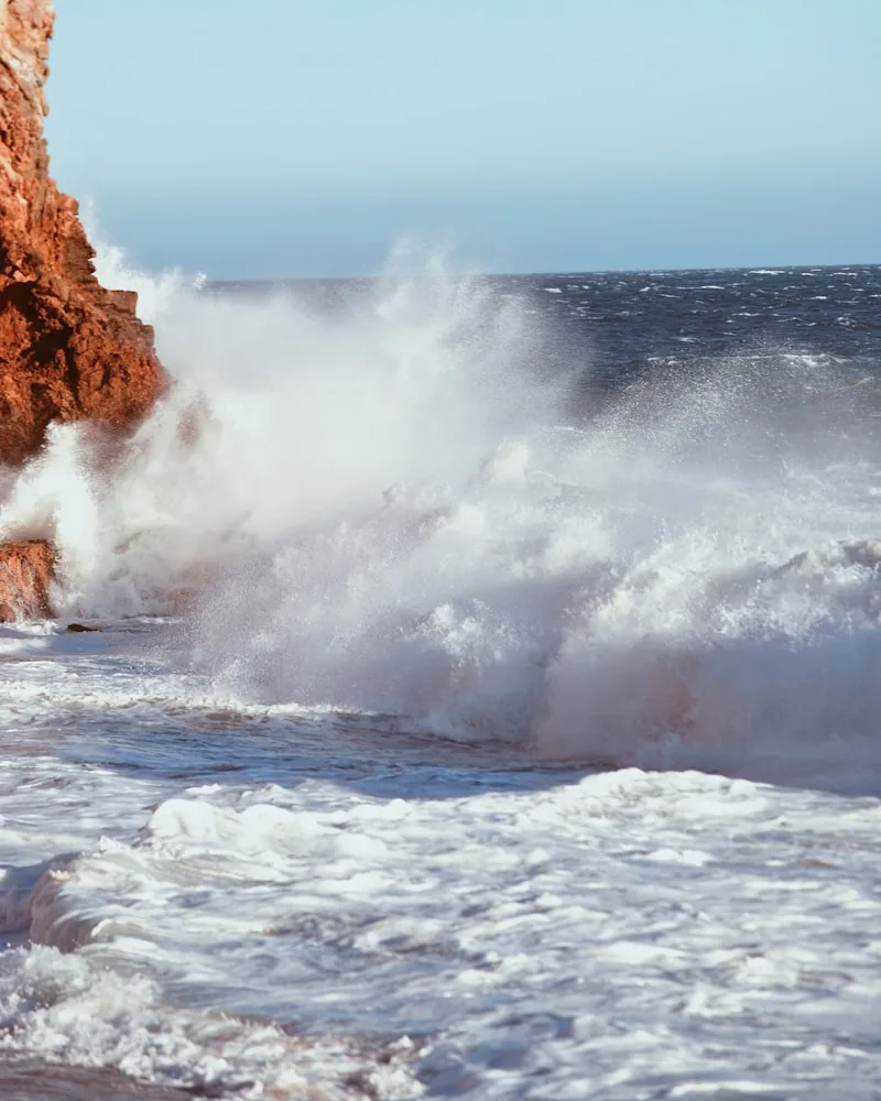 Blowholes & crashing surf, Aruba