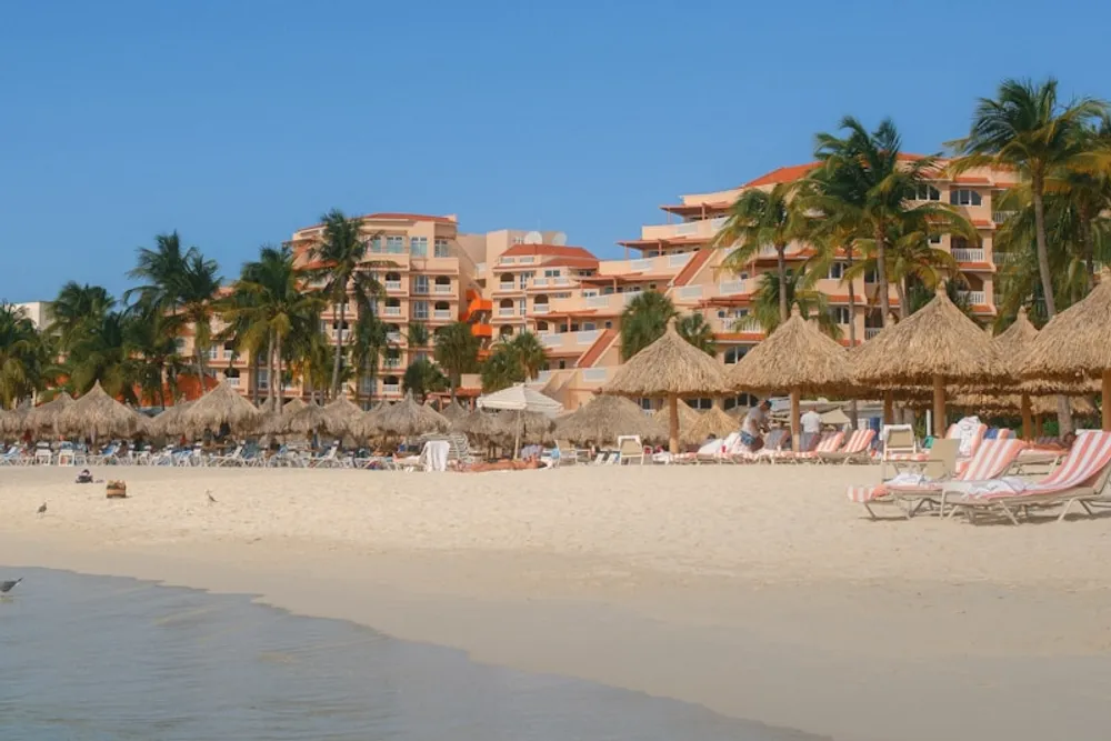 Eagle Beach & Palm Beach