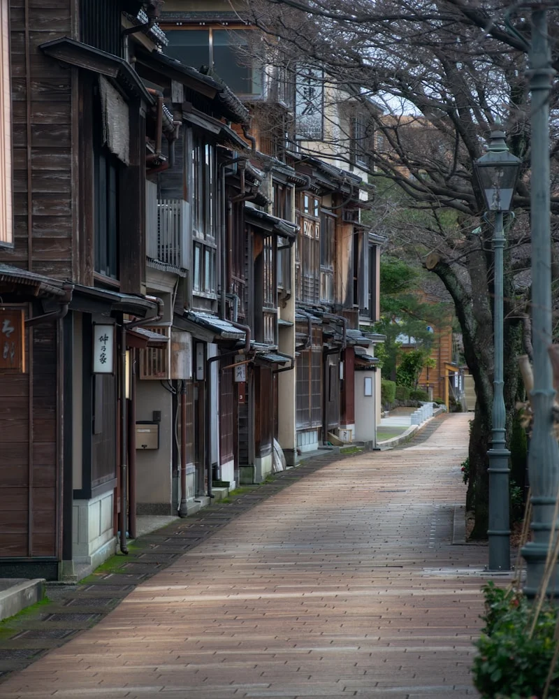 Higashi Chaya, Japan