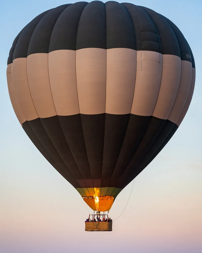 A balloon over the Mara at sunrise, Kenya