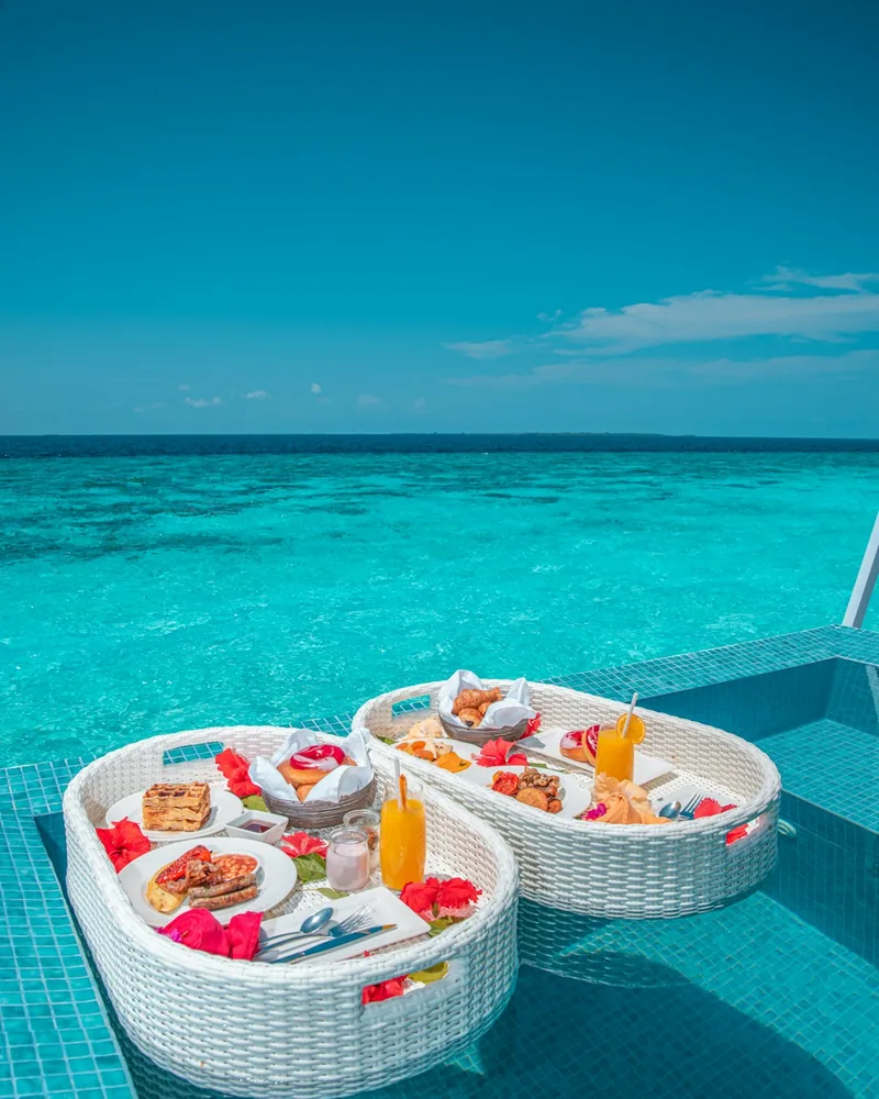 A private picnic on the sand, Maldives
