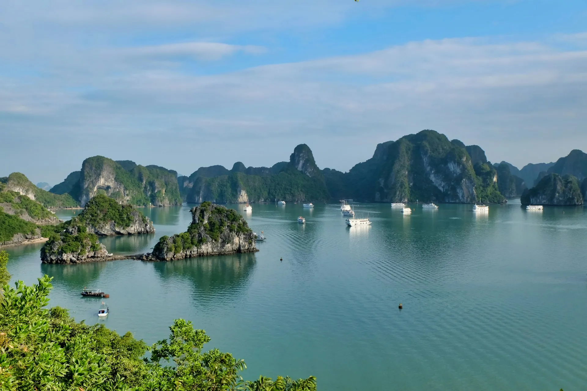 An Overnight Cruise on Ha Long Bay