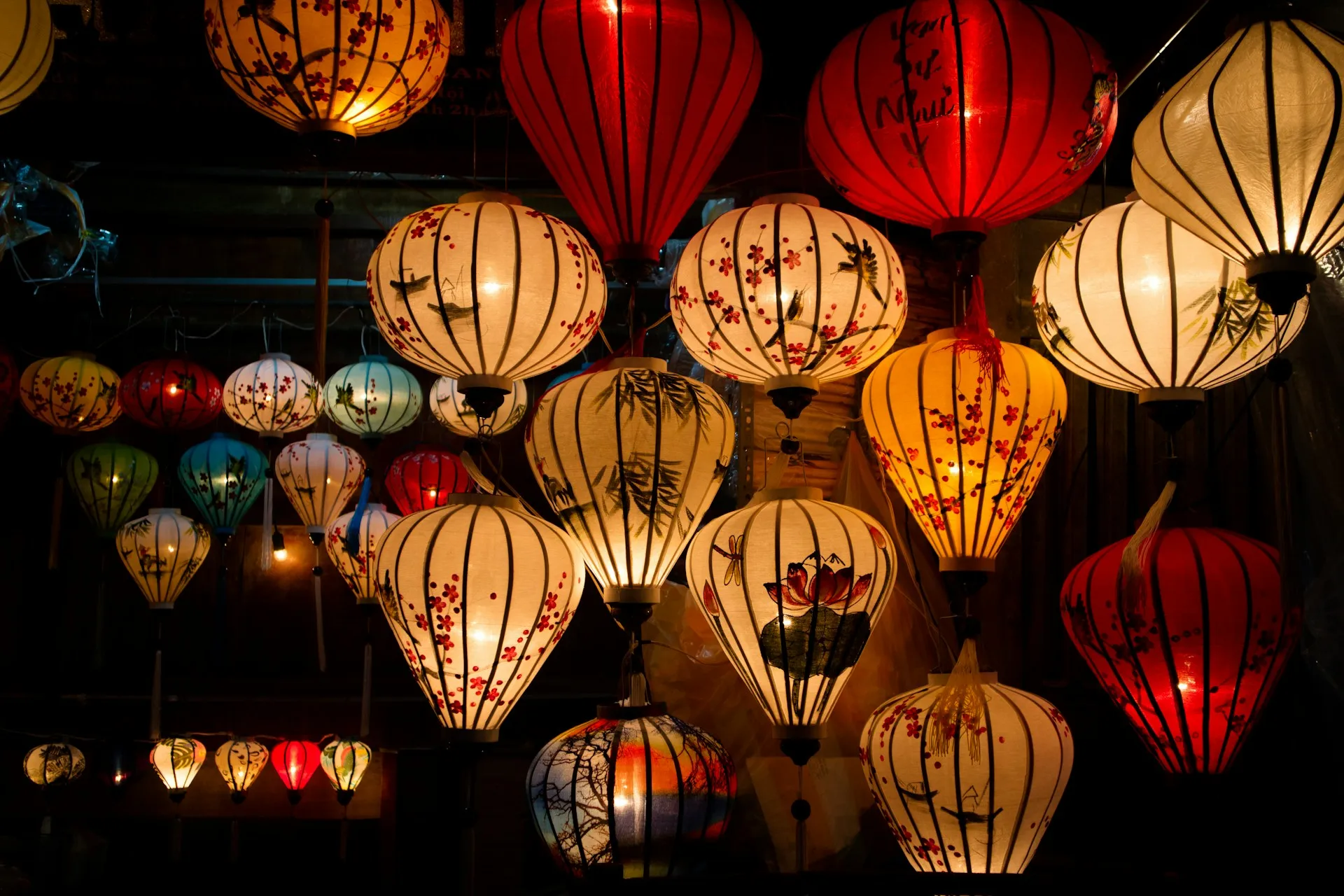 Hoi An's Lantern-Lit Old Town & a Tailor Fitting