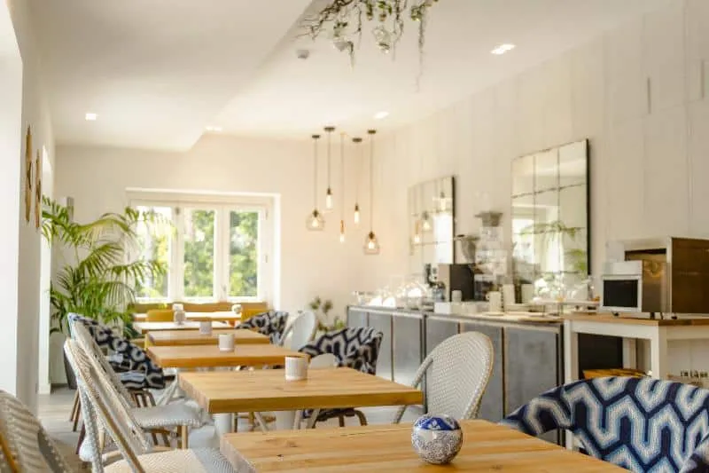 where to stay in lisbon