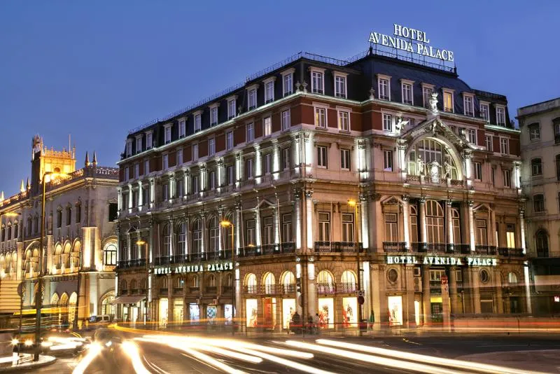 where to stay in lisbon